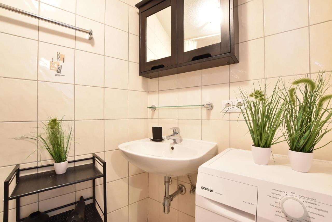 Hidden Gem In Central Innsbruck With Free Parking Exterior photo